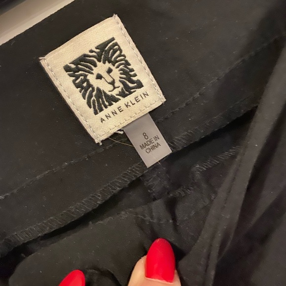 woman's dress pants - Picture 2 of 3